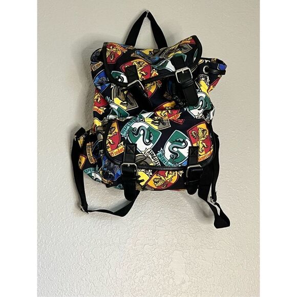 Harry Potter Hogwarts House Crests All Over Print - Picture 1 of 5